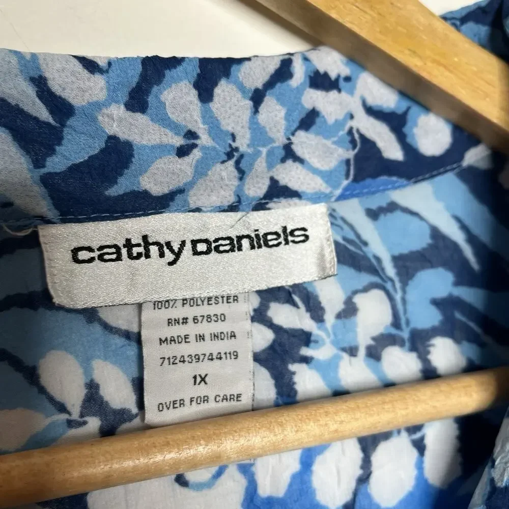 Sheer Tropical Floral Top Blue Womens Size 1X Cathy Daniels Resort